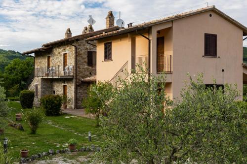 Relais Parco Del Subasio 5