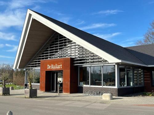 Ervaar 'Fryske Weelde' op vijf sterren vakantiepark de Kuilart in Koudum