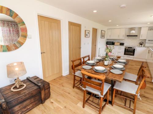 Exterior view, Amarone in Nettlestone and Seaview