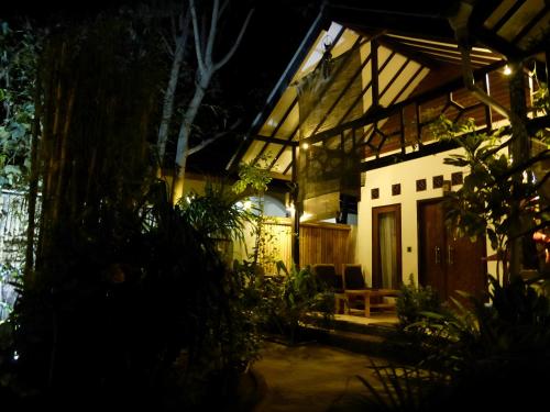 Zoé Bungalows Room Type - King Room with Garden View