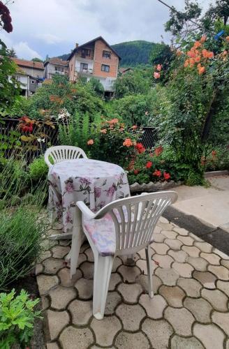Sunset Apartment, Visoko