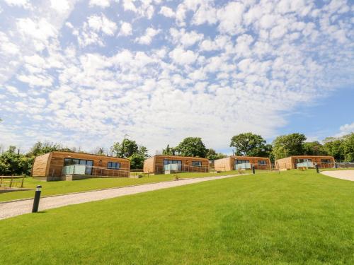 Hotellet från utsidan, Champagne in Nettlestone and Seaview