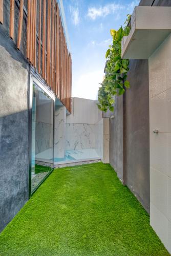 House Gallery 10 House Gallery 10