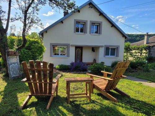 Maison Lombardi - Gite 6 Personnes 4 étoiles (Maison Lombardi - Gite 6 Personnes 4 etoiles) in Dun Sur Meuse