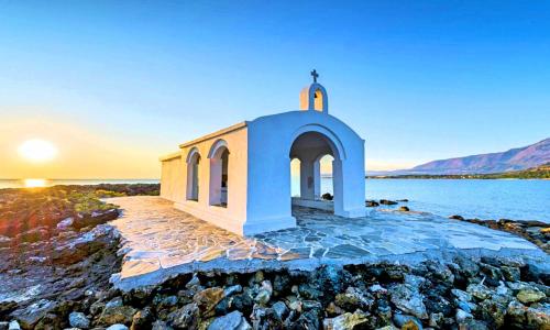 Cretan Breeze Villa Heated Pool