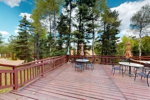 Casa del Arbol in Angel Fire, USA