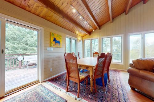 Casa del Arbol in Angel Fire, USA