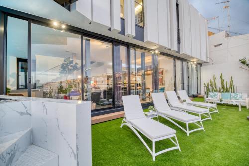 House Gallery 10 House Gallery 10