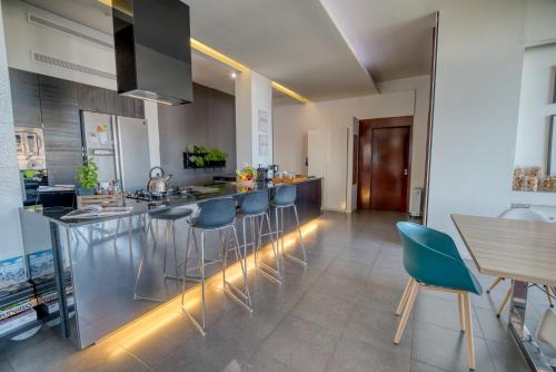 House Gallery 10 House Gallery 10