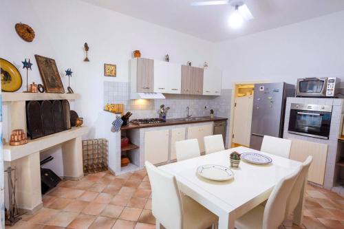 Blue Tulip - Luxury Big House with Garden & Pool Blue Tulip - Luxury Big House with Garden & Pool