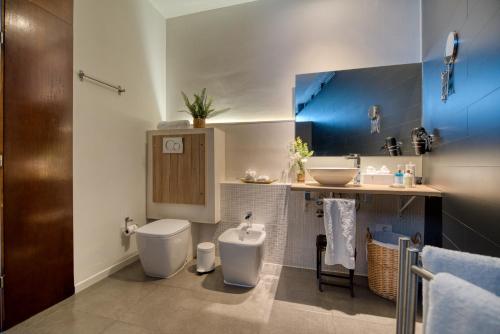 House Gallery 10 House Gallery 10