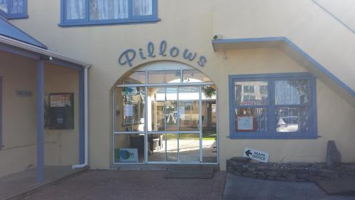 Orewa Pillows Lodge - Accommodation - Orewa