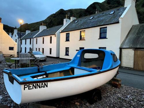 Historical North Cottage in Old Deer in Mintlaw
