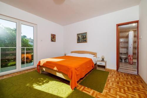 Apartment Zdravka - image 13