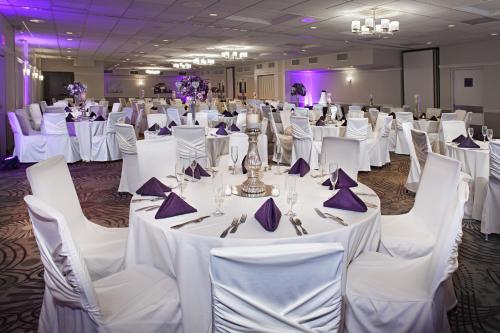 Best Western Plus Steeplegate Inn in Davenport (IA)