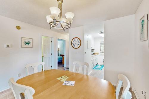 Shipwatch Pointe II P-105