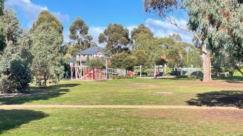 View, Sunbury on the Park in Sunbury