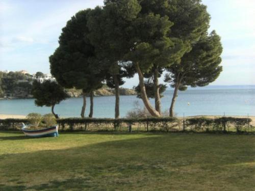 3351 RES. ALMADRABA PLATJA 8, 1-5, GRAN JARDÍN EN RESIDENCIA PRIVADA Y TRANQUILA, ACCESO DIRECTO A LA PLAYA ALMADRABA. - ES-258-43