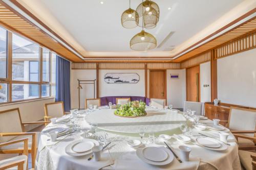 Shijiazhuang Pingshan Golden Honzai Hotel