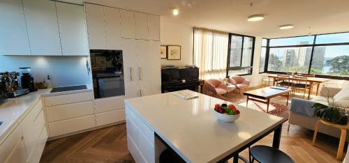 Kitchen, Beautiful harbour views, stylish apartment in Darling Point