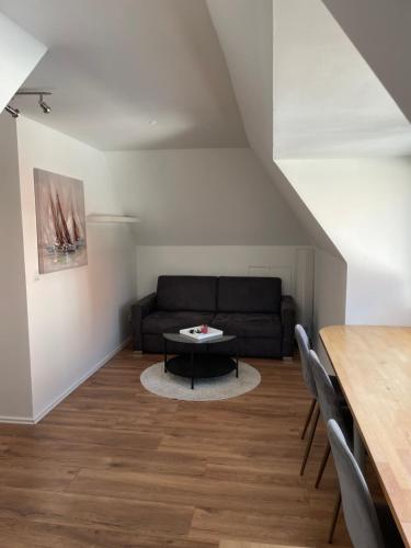Facilities, KPT Verwaltungs und Service Gbr in Plon
