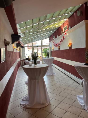 Hotel Weinstube am Markt in 格羅爾茨霍芬