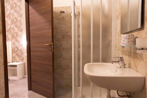 Golden Milano Hotel - image 5