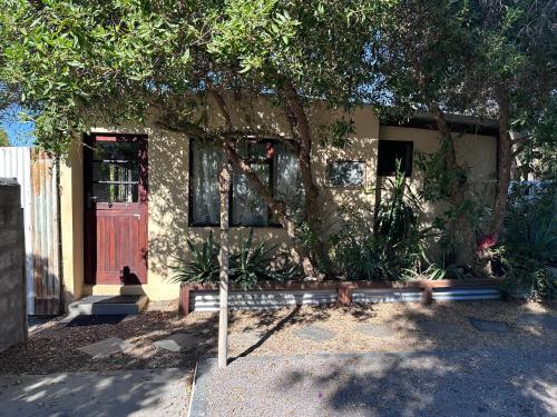 Little Oak Cottage in Hopefield