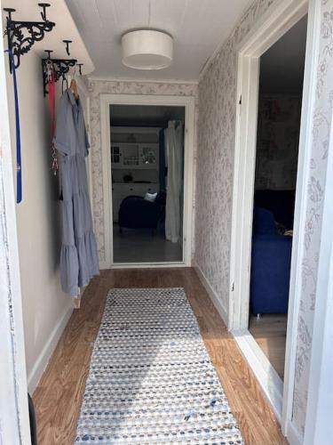 Seaside house in a old farm near Falkenberg, 500m to beach in 크놀라베리엣