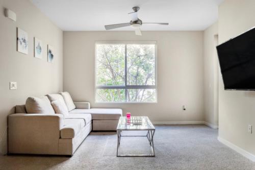 Luxury 2 Bedroom 2 Bathroom With Fitness Center and Pool, Los Angeles (Foto 2)