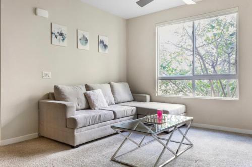 Luxury 2 Bedroom 2 Bathroom With Fitness Center and Pool, Los Angeles (Foto 9)
