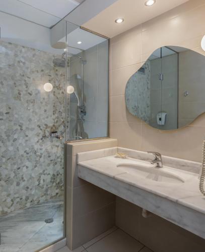 Executive Suite Sea View image 1