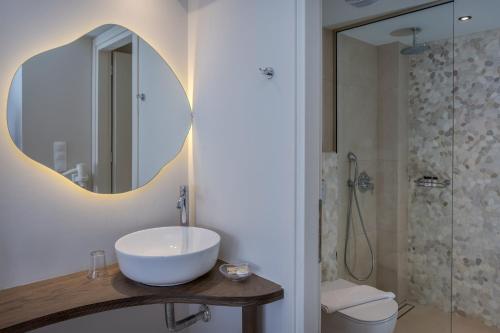 Junior Suite with Sea View image 1