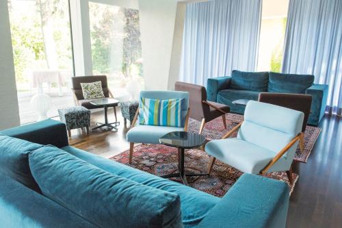 共用Lounge/電視區, 杜鵑公園酒店 (Azalea Park Hotel) in 卡瓦萊塞