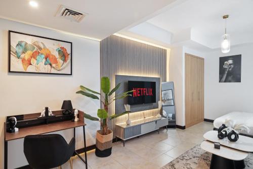 Modern Studio Lake View Jlt Near Marina & Metro, Дубай (фото 6)