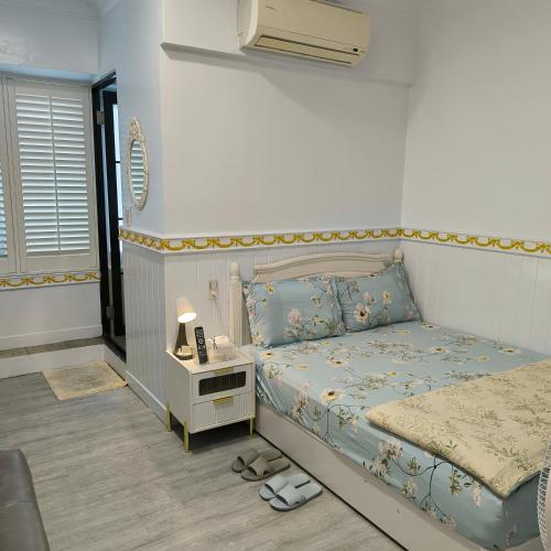 room detail thumbnail 0