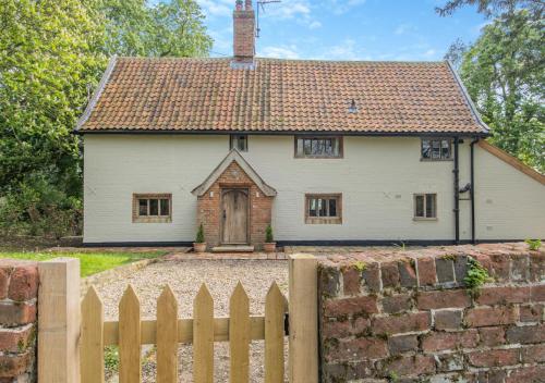 Church House cottage Shadingfield