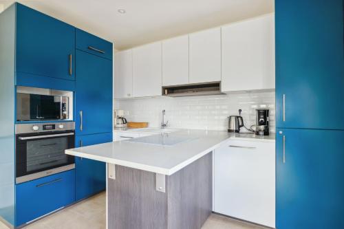 keuken, Appartement de Messugues - Appt standing vue mer in Vallon de Coste