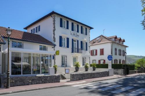 . Logis Hôtel & Restaurant La Villa Bleue