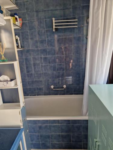 Badezimmer, Chez Gabrielle in Gaillard