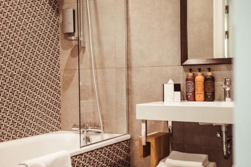 Art Hotel Roma - image 14