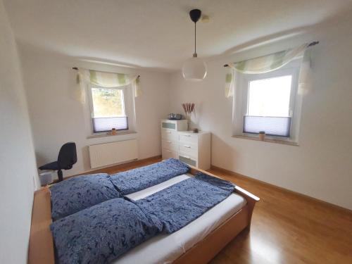 Ferienwohnung Bimmelbahn Blick in โอเบอร์ไวเซนทัล
