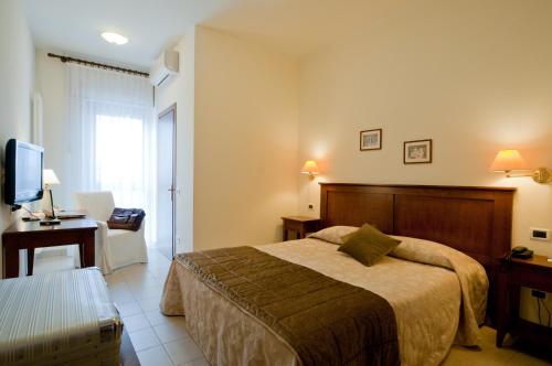 2 twin beds