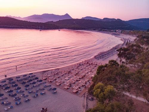 Beach, Sunrise Beach Hotel in Ammoudia