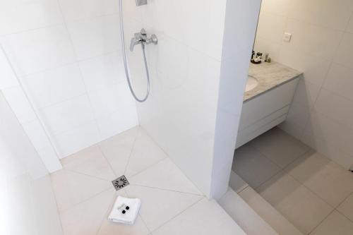 Orange Vendome - Bright 1-Bed Apt Near the Louvre - image 5