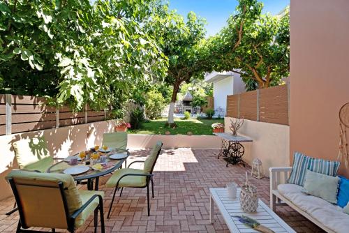 Villa prolithia 1 Villa prolithia 1