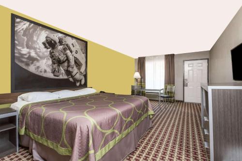 King Room - Second Floor/Stair Access Only - Non-Smoking