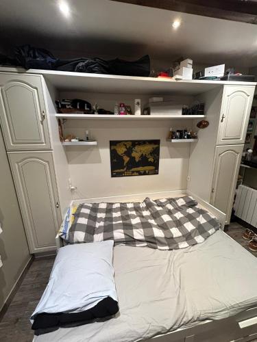 Studio tout équipé 5 minute gare - Location saisonnière - Nanterre
