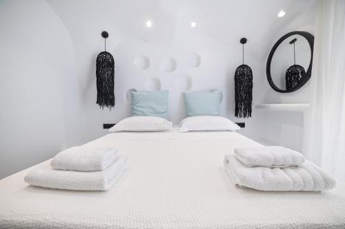 Naxos Cave Suites Naxos Cave Suites