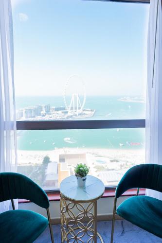 SHAMS 2 bedrooms apartment on JBR by HAPPY SEASON - image 11